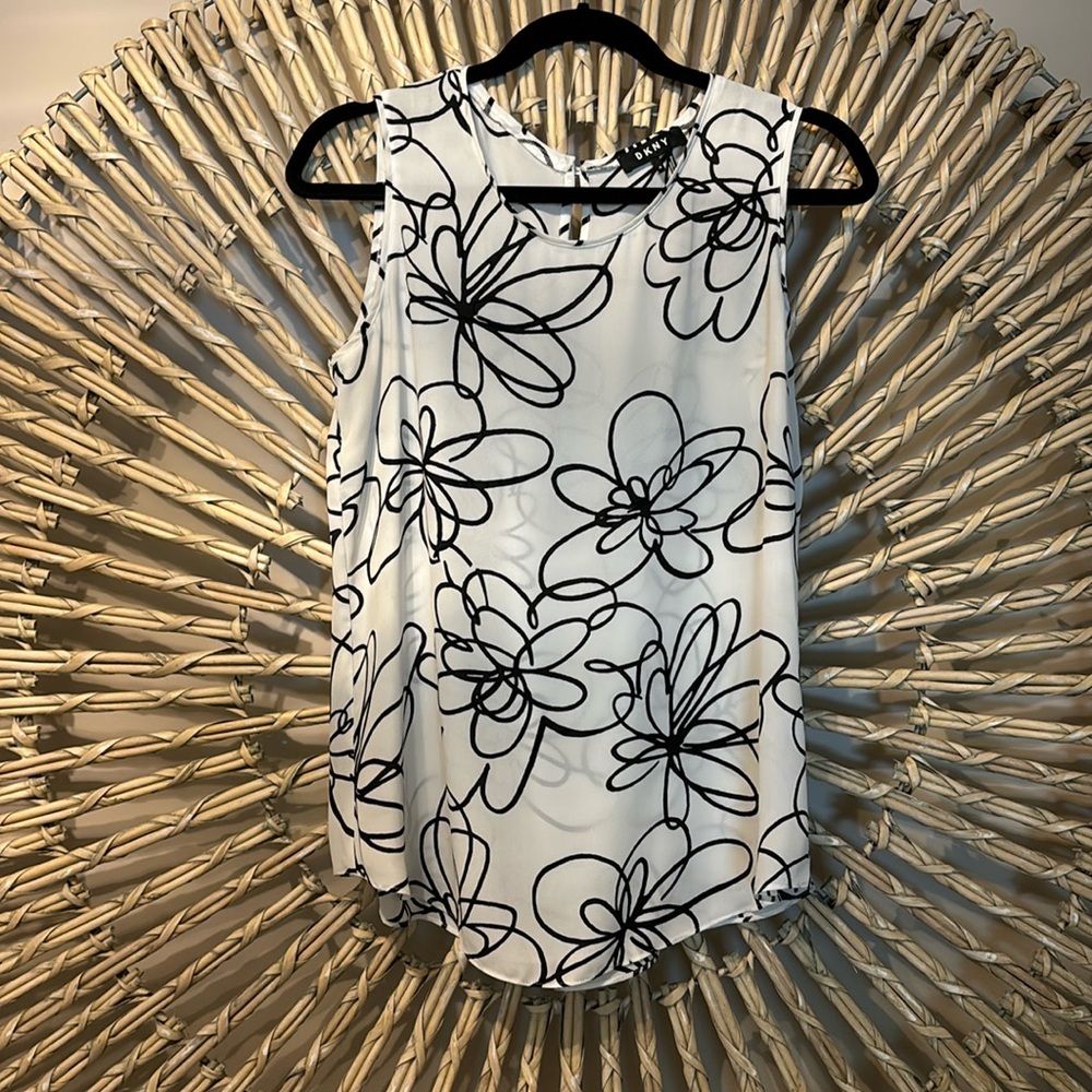 DKNY Women’s Sleeveless Blouse